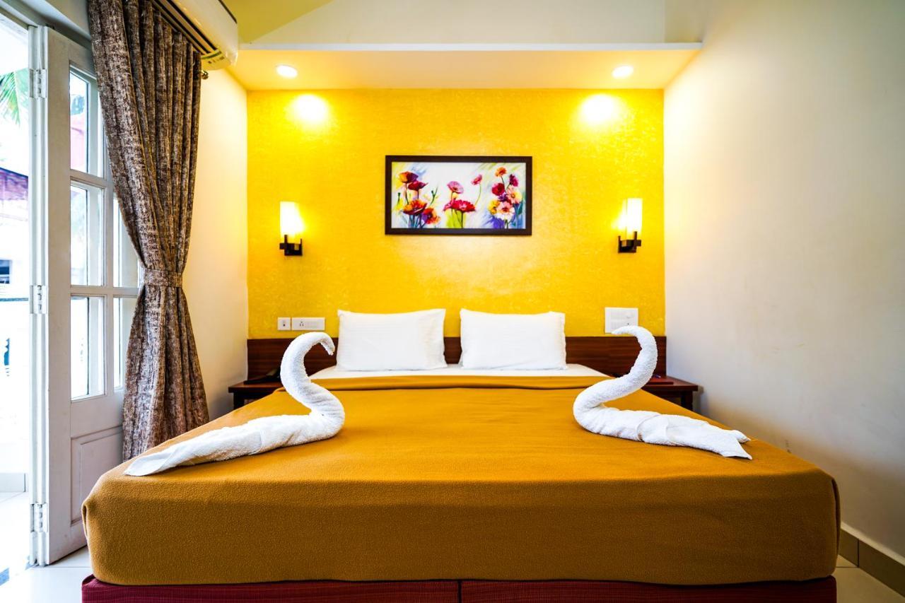 Grande Ave Maria Resort Candolim Bagian luar foto