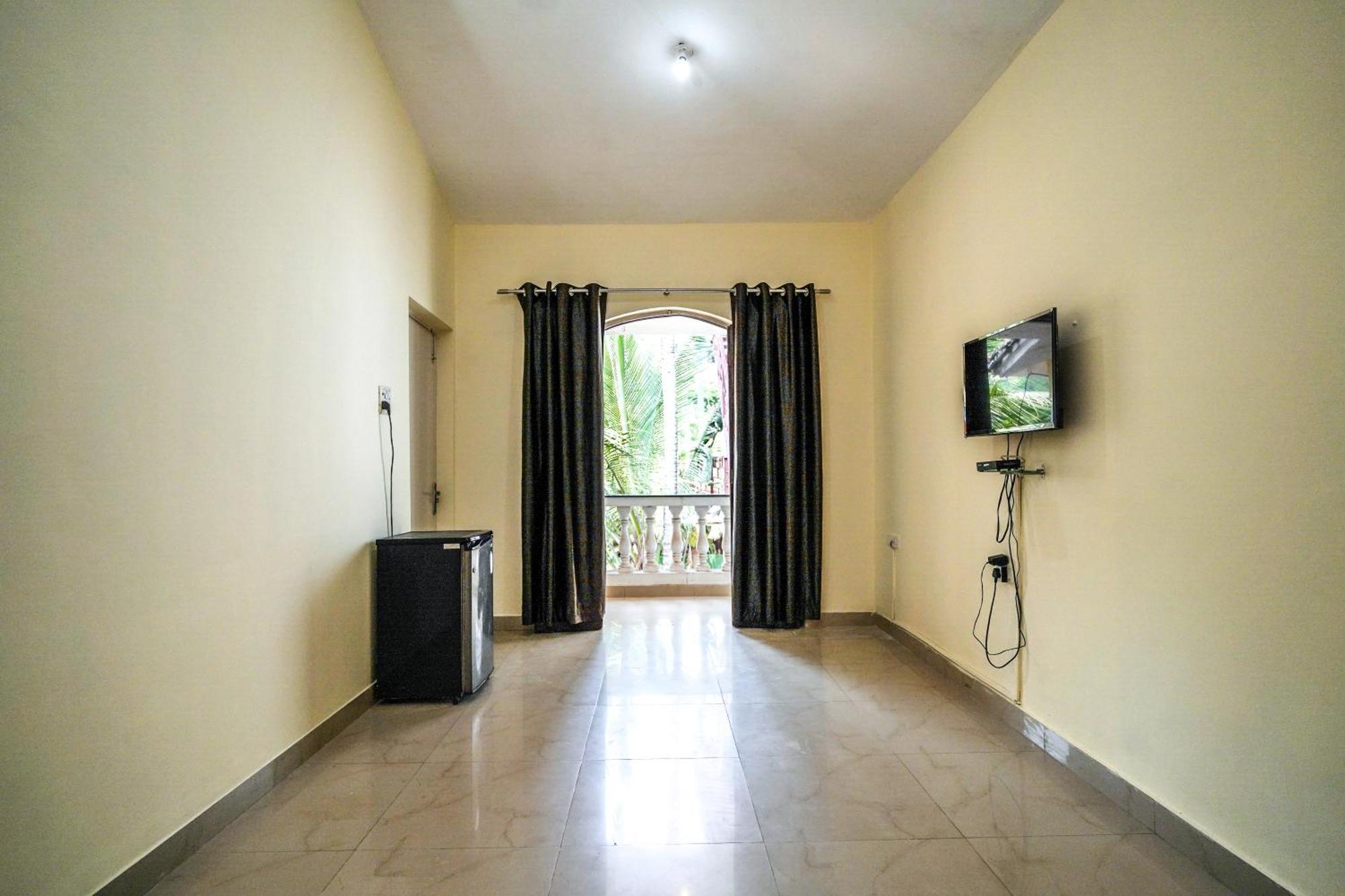 Grande Ave Maria Resort Candolim Bagian luar foto